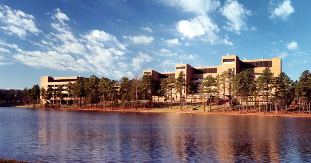 Hikers at Discovery Lake, on NIEHS campus, aided by new virtual guide